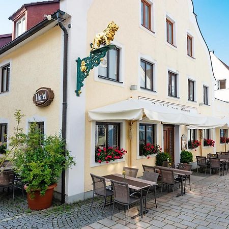 Hotel Zum Loewen Weißenhorn エクステリア 写真